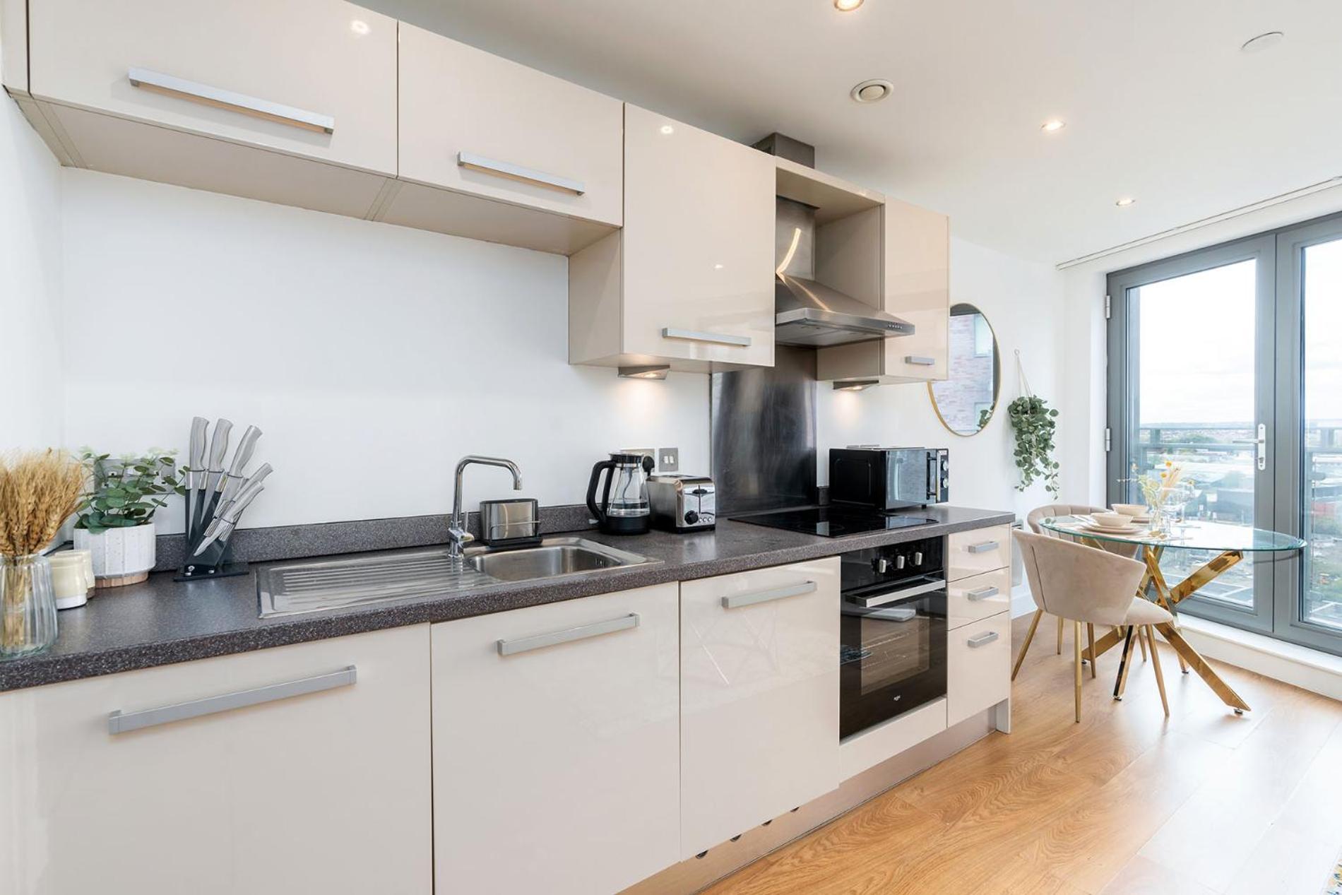 Exclusive Apartment - City Centre - Free Parking -Wifi Netflix- Juliet Balcony Λιντς Εξωτερικό φωτογραφία